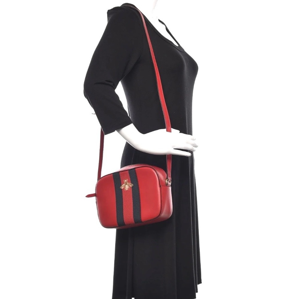 Authentic Gucci Webby Bee Shoulder Bag crossbody red leather small
